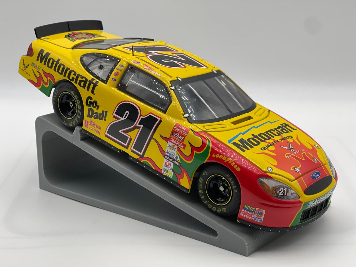 Ricky Rudd #21 Motorcraft 700 Starts 2003 Taurus Team Caliber Owners 1:24