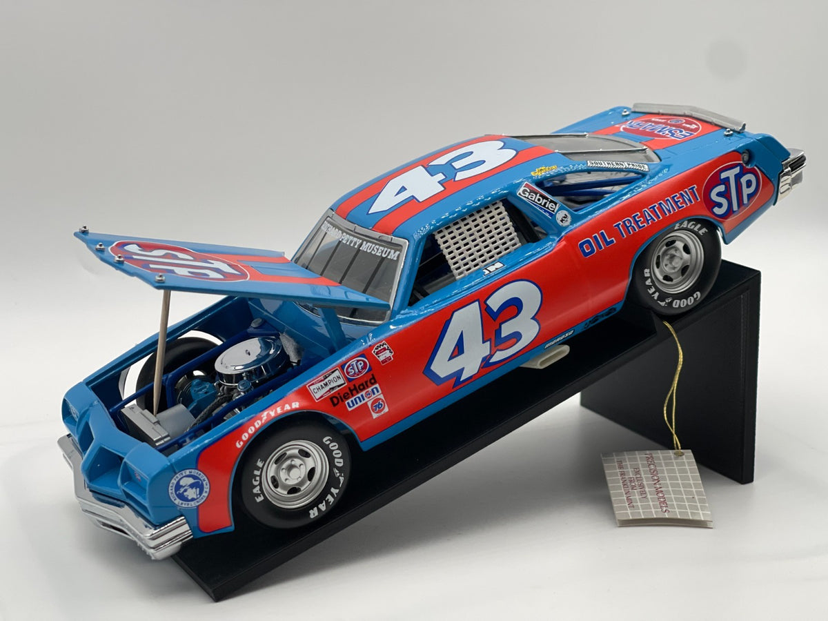 Richard Petty #43 STP 1979 Oldsmobile 442 Franklin Mint 1:24 Daytona 500