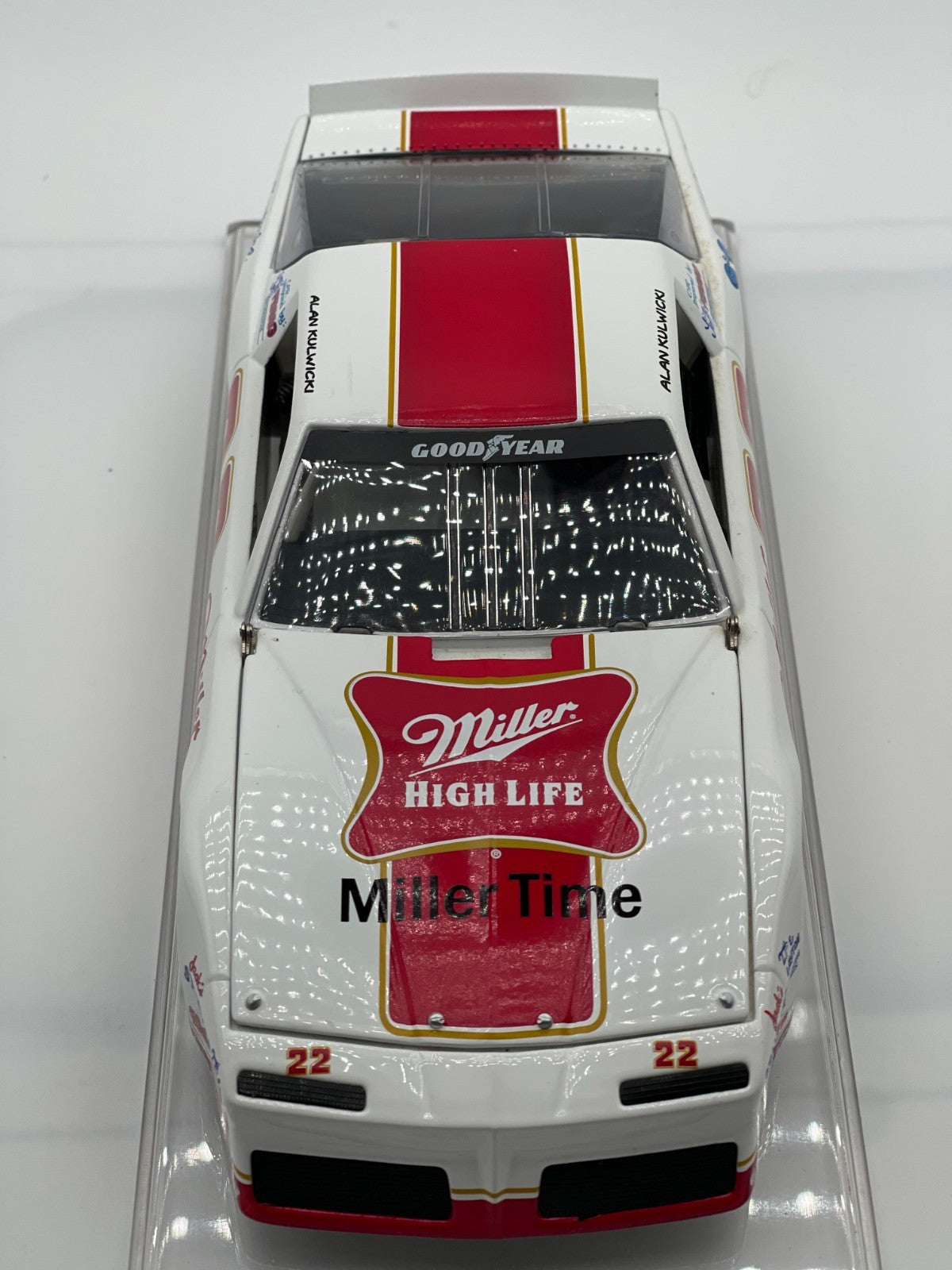 Alan Kulwicki #22 Miller 1984 Firebird Xtreme 1:24 NASCAR Diecast 1/4500