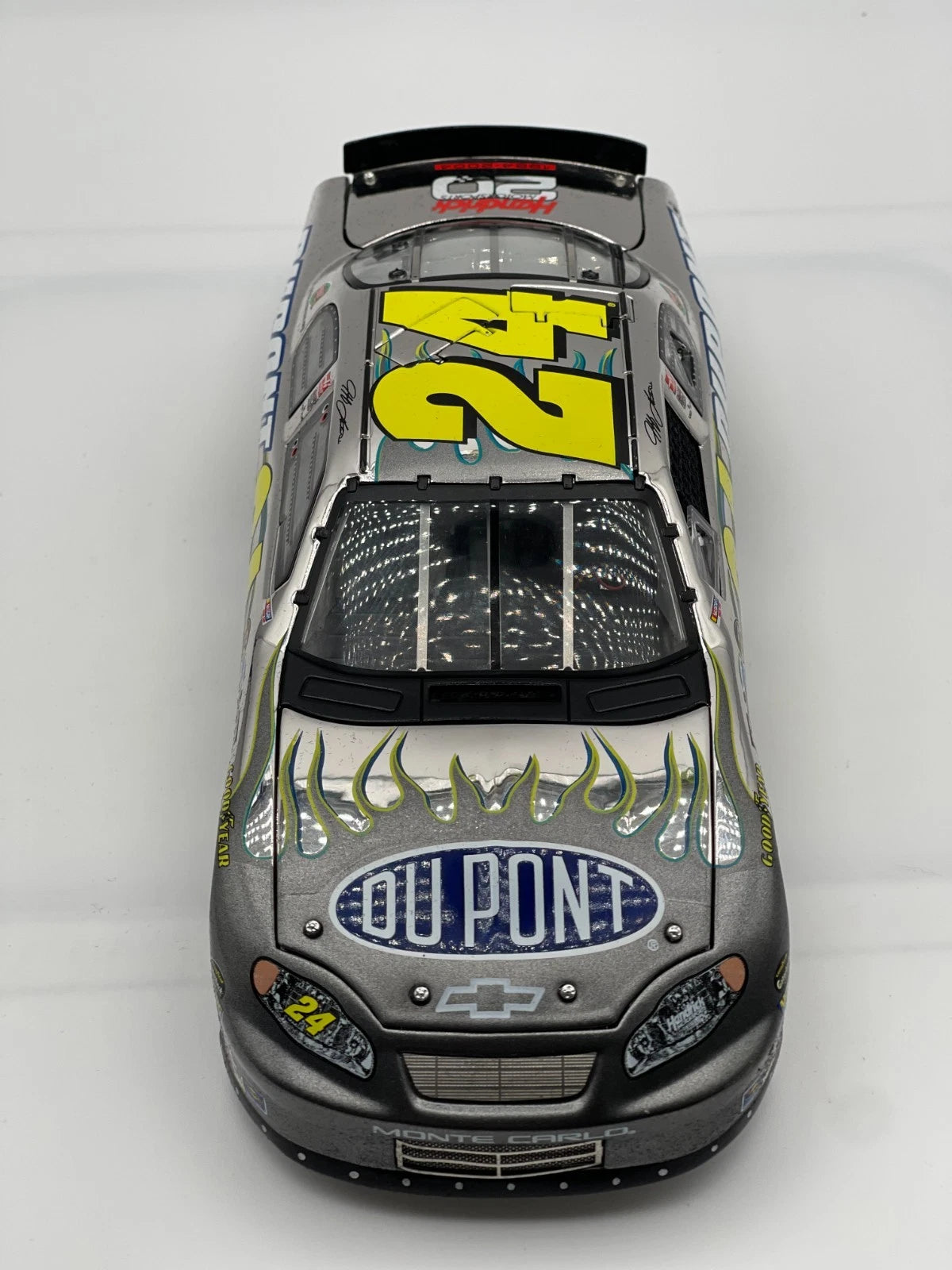 Jeff Gordon #24 DuPont HMS 20th Anniversary 2004 ELITE Platinum 1/300 DIN 230 - original photograph 5