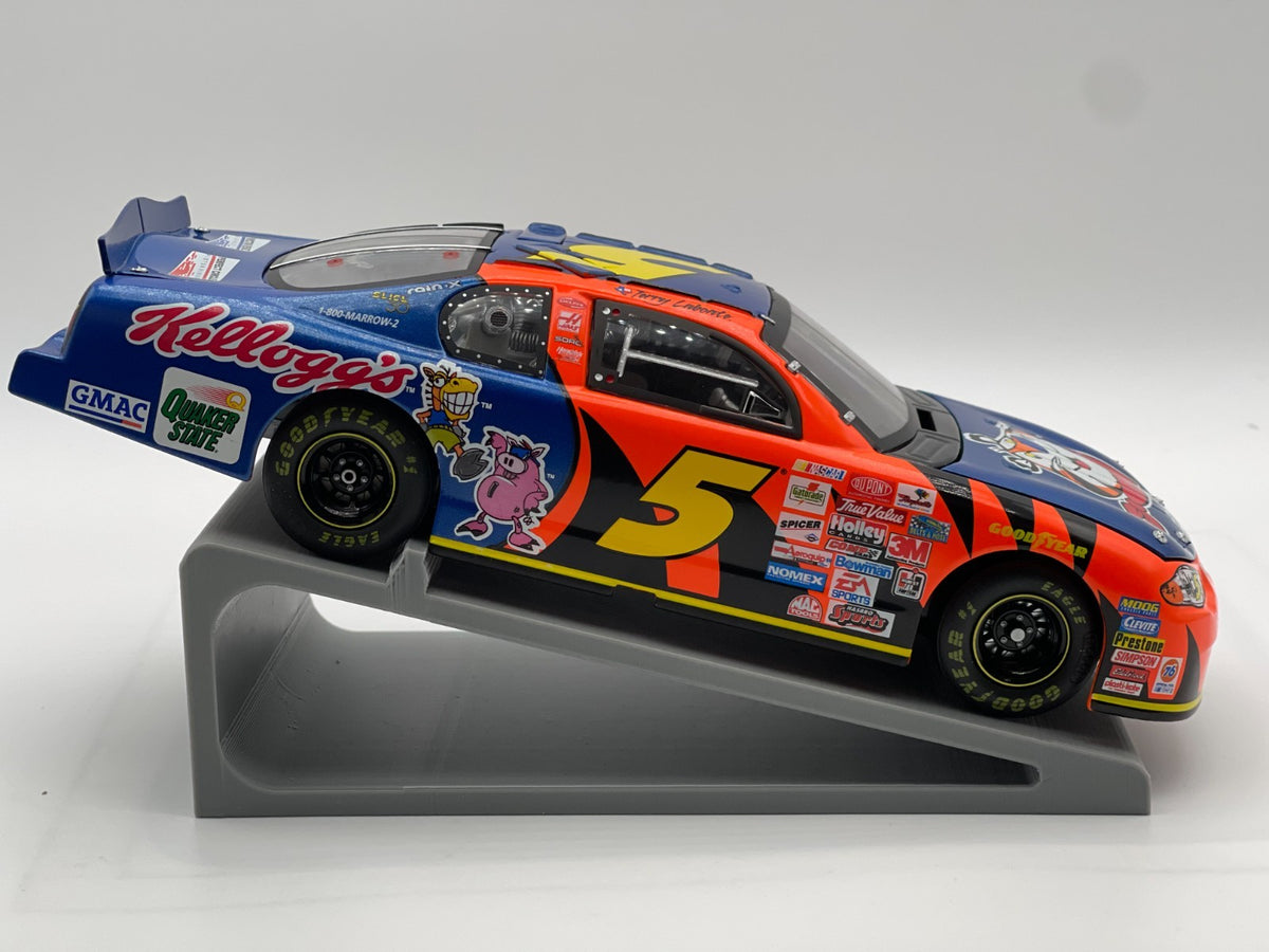 Terry Labonte #5 Kellogg’s 2001 Monte Carlo Team Caliber Owner Series 1 of 2844