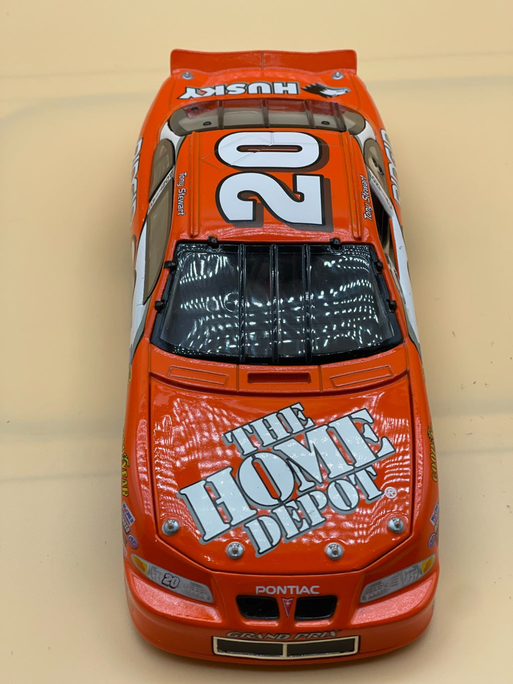Tony Stewart #20 Home Depot 1999 Pontiac Clear Window Bank 1:24 NASCAR Diecast - original photograph 3