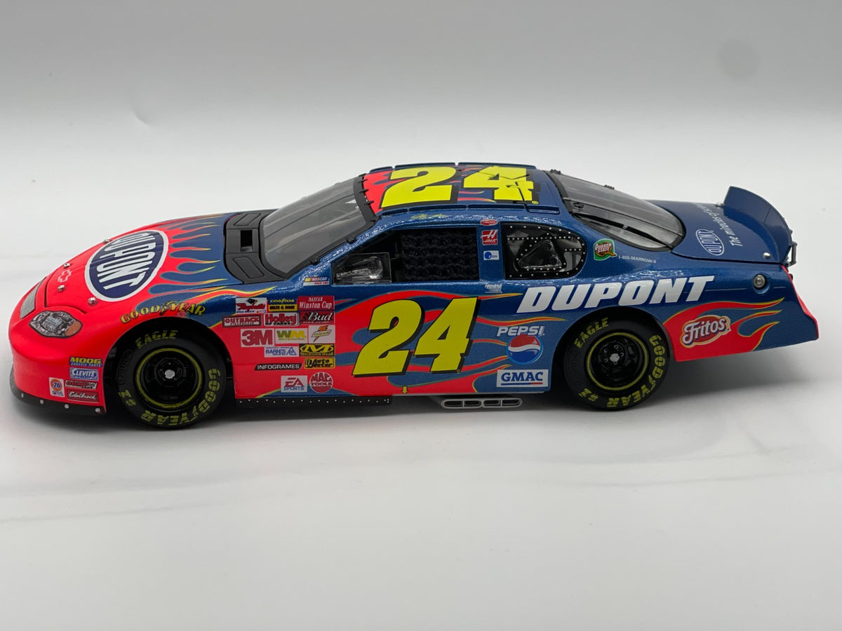 Jeff Gordon #24 DuPont 2003 Monte Carlo ELITE 1 of 3624 DIN 3103