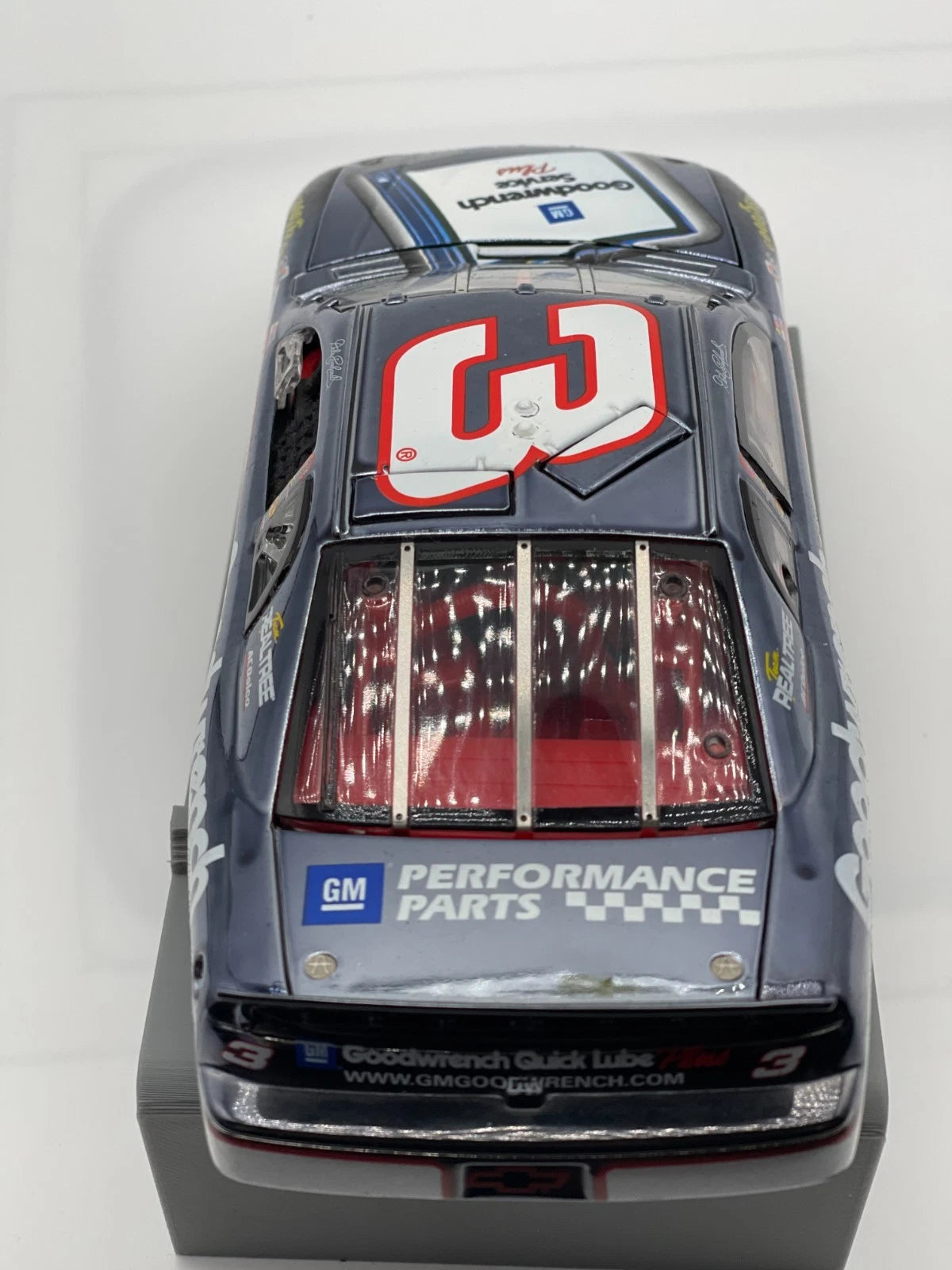 Dale Earnhardt #3 Last Lap of the Century 1999 ELITE Color Chrome 1:24 - original photograph 7
