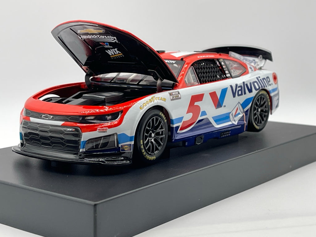 Kyle Larson #5 Valvoline 2026 Chevrolet ELITE 1:24 1/168 DIN 51 NASCAR Diecast