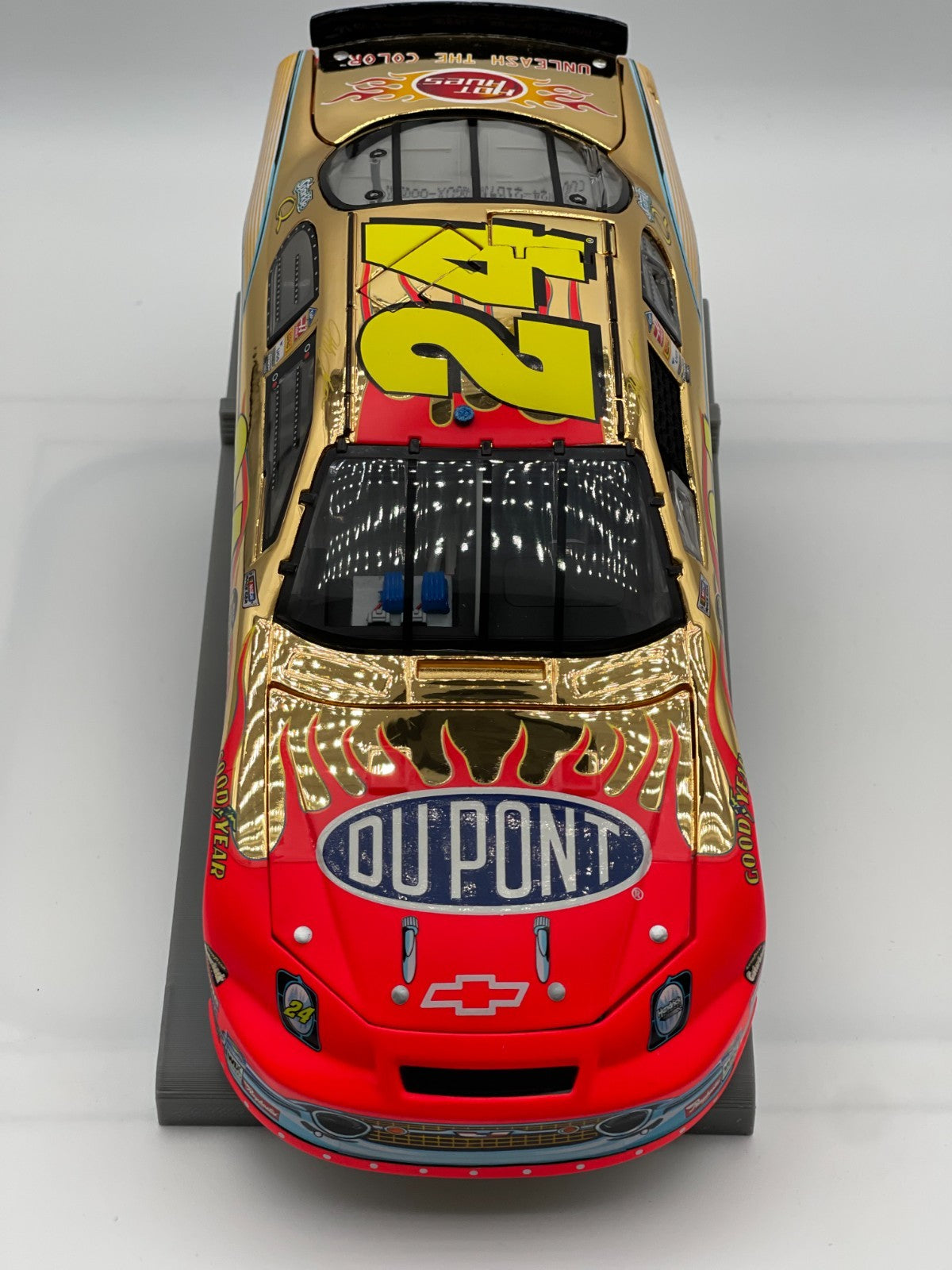 Jeff Gordon #24 DuPont '57 Chevy 2007 Monte Carlo SS Gold 1:24 1/108 DIN 53