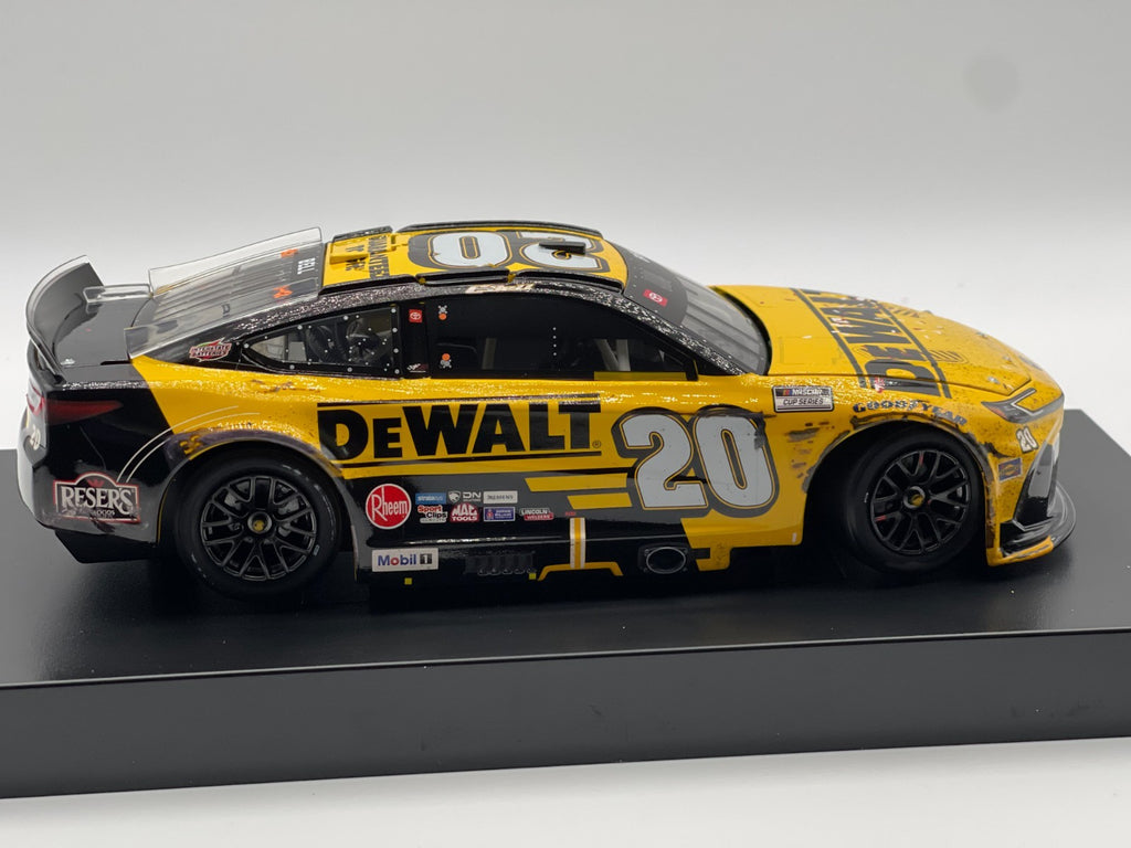 Christopher Bell #20 DeWalt Atlanta Win 2025 Camry 1:24 NASCAR 1/828 DIN 661