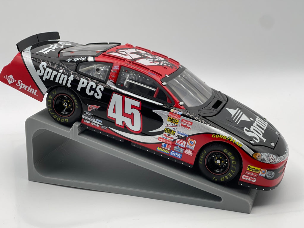 Kyle Petty #45 Sprint 2002 Dodge R/T Autographed Owners Series 1:24 1/2400