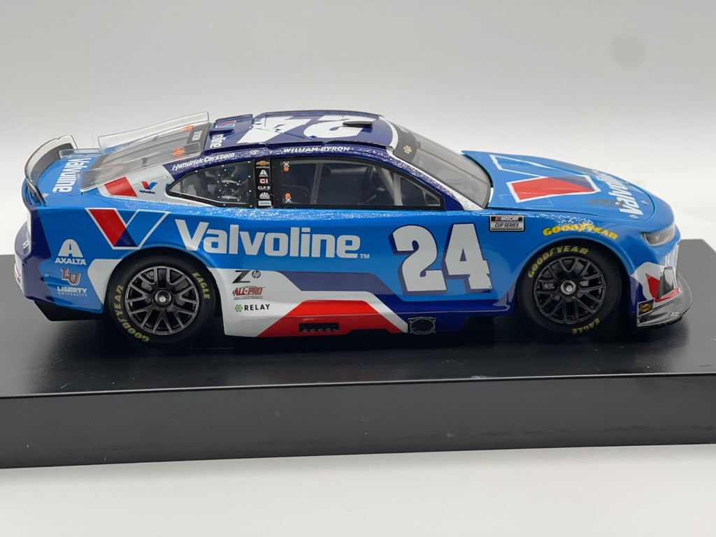 William Byron #24 Valvoline 2025 Chevrolet 1:24 NASCAR 1/504 DIN 366 - original photograph 6