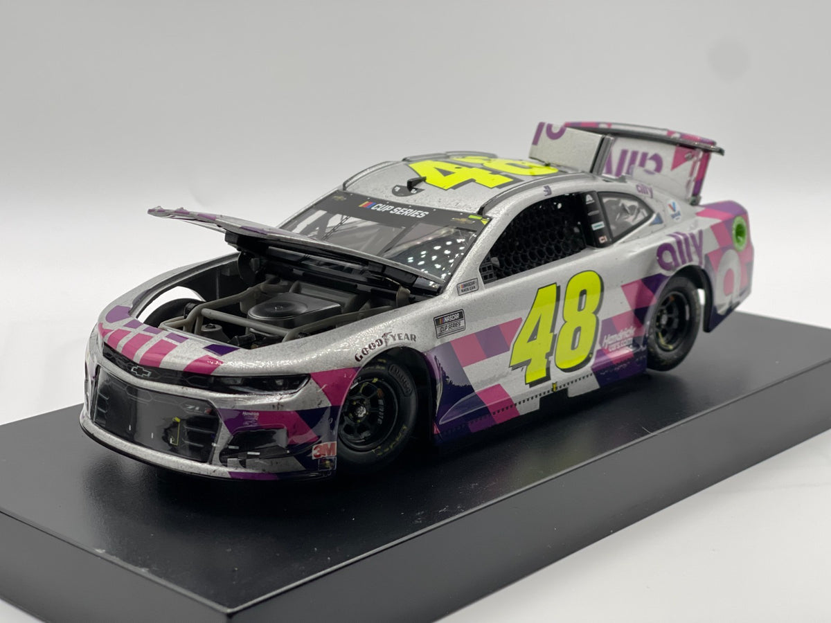 Jimmie Johnson #48 Ally Finale Race Version 2020 Camaro ELITE 1:24 1/590 - original photograph 4