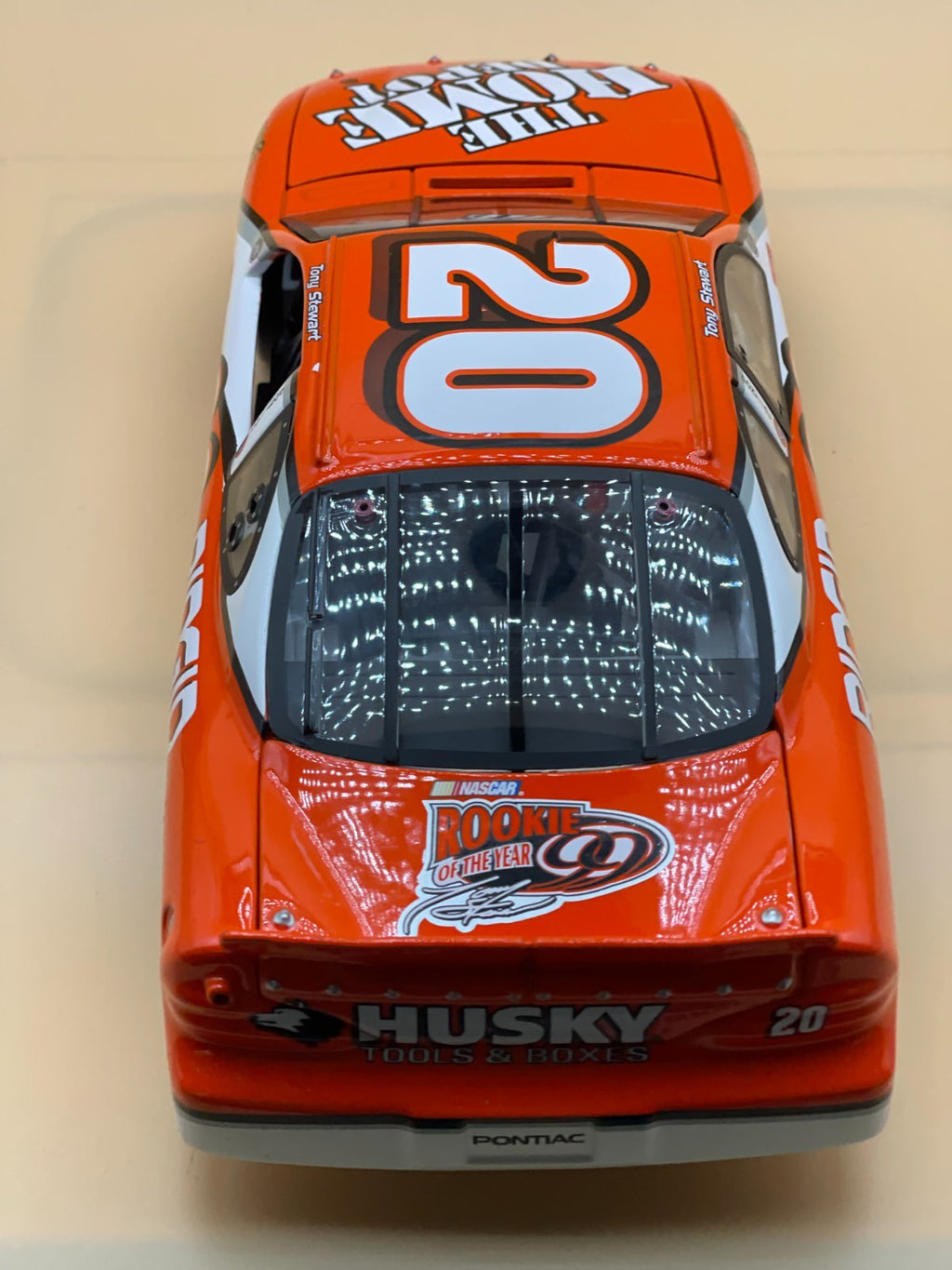 Tony Stewart #20 Home Depot 2000 Rookie of the Year Pontiac Revell 1:18 - original photograph 6