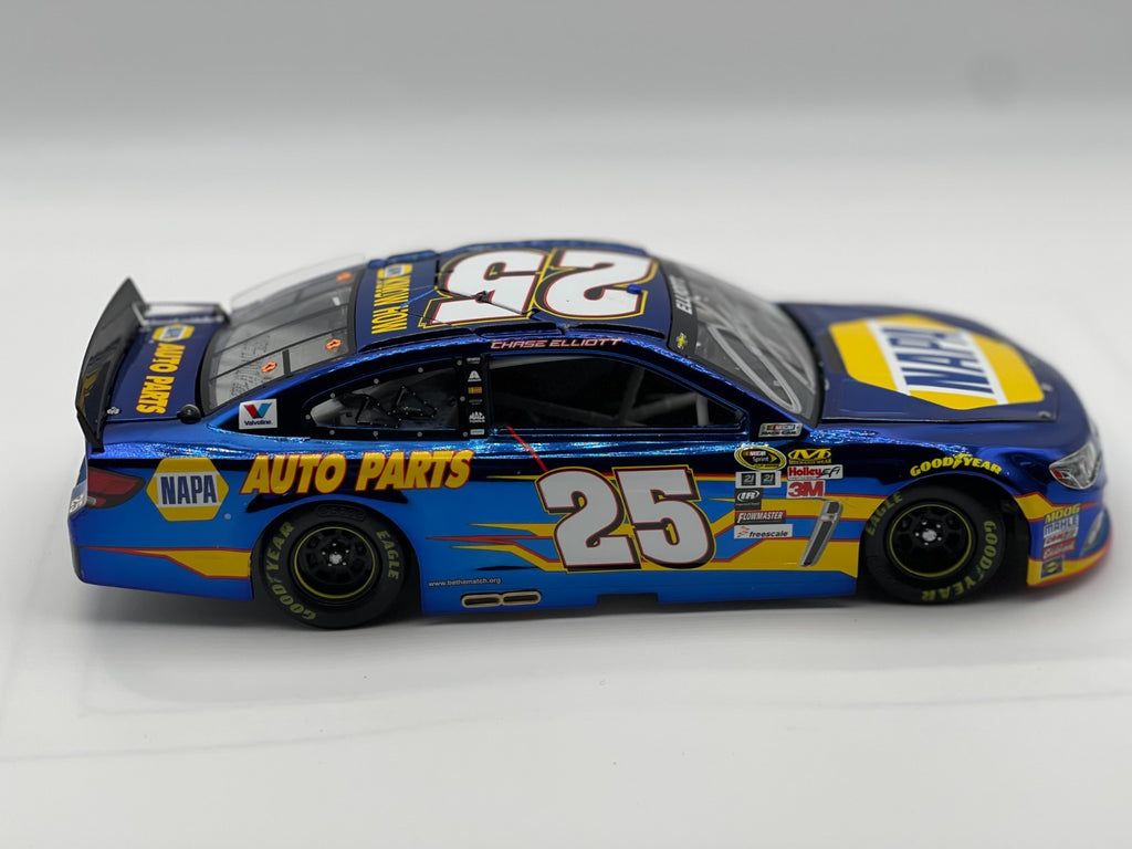 Chase Elliott #25 NAPA 2015 SS Color Chrome Auto 1:24 NASCAR Diecast