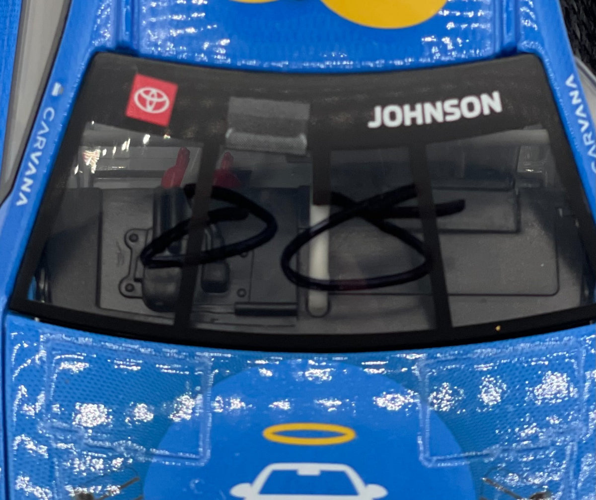 Jimmie Johnson #84 Carvana 2026 Camry Autographed 1:24 NASCAR 1/264 DIN 207