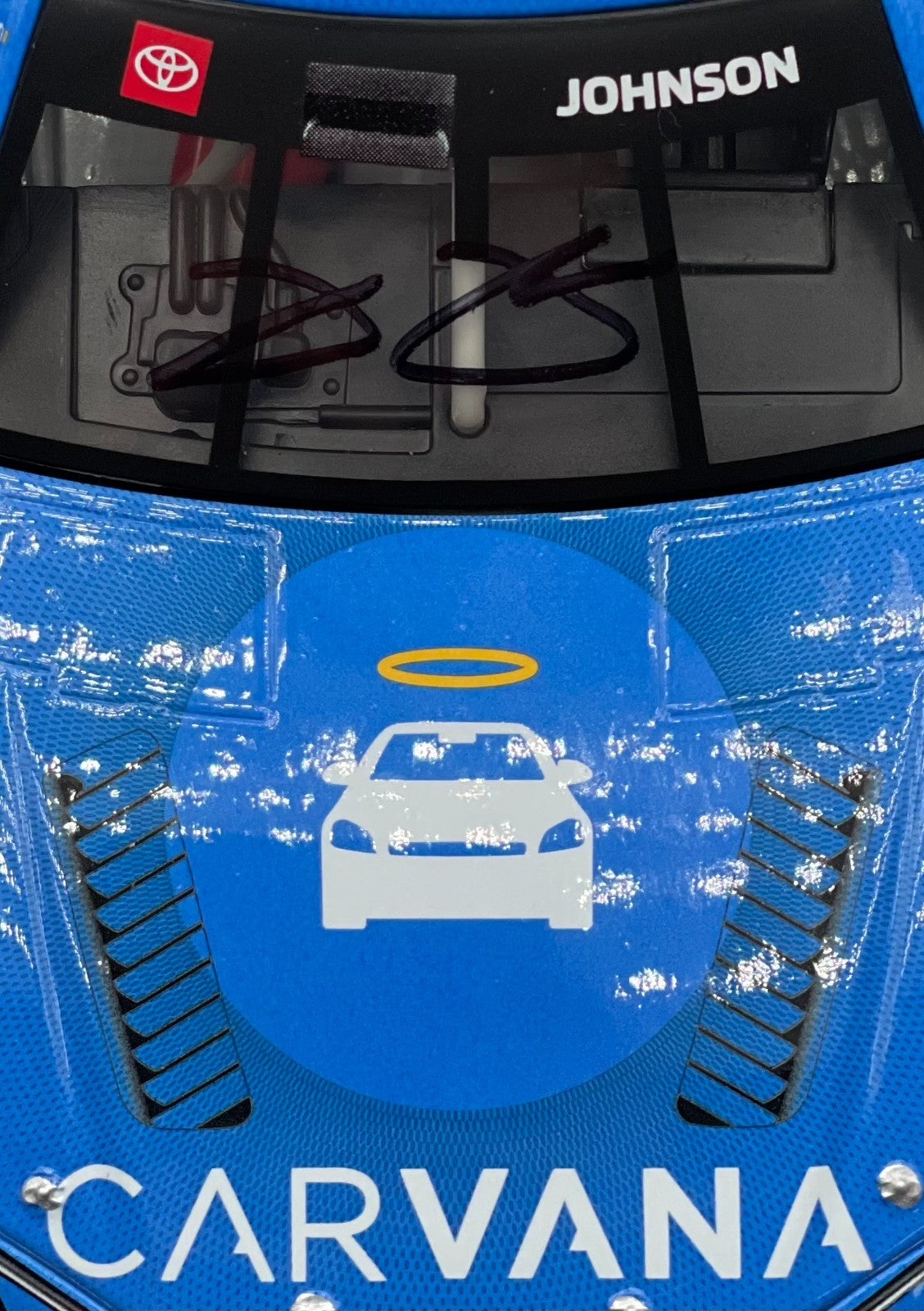 Jimmie Johnson #84 Carvana 2026 Camry Autographed 1:24 1/264 DIN 9