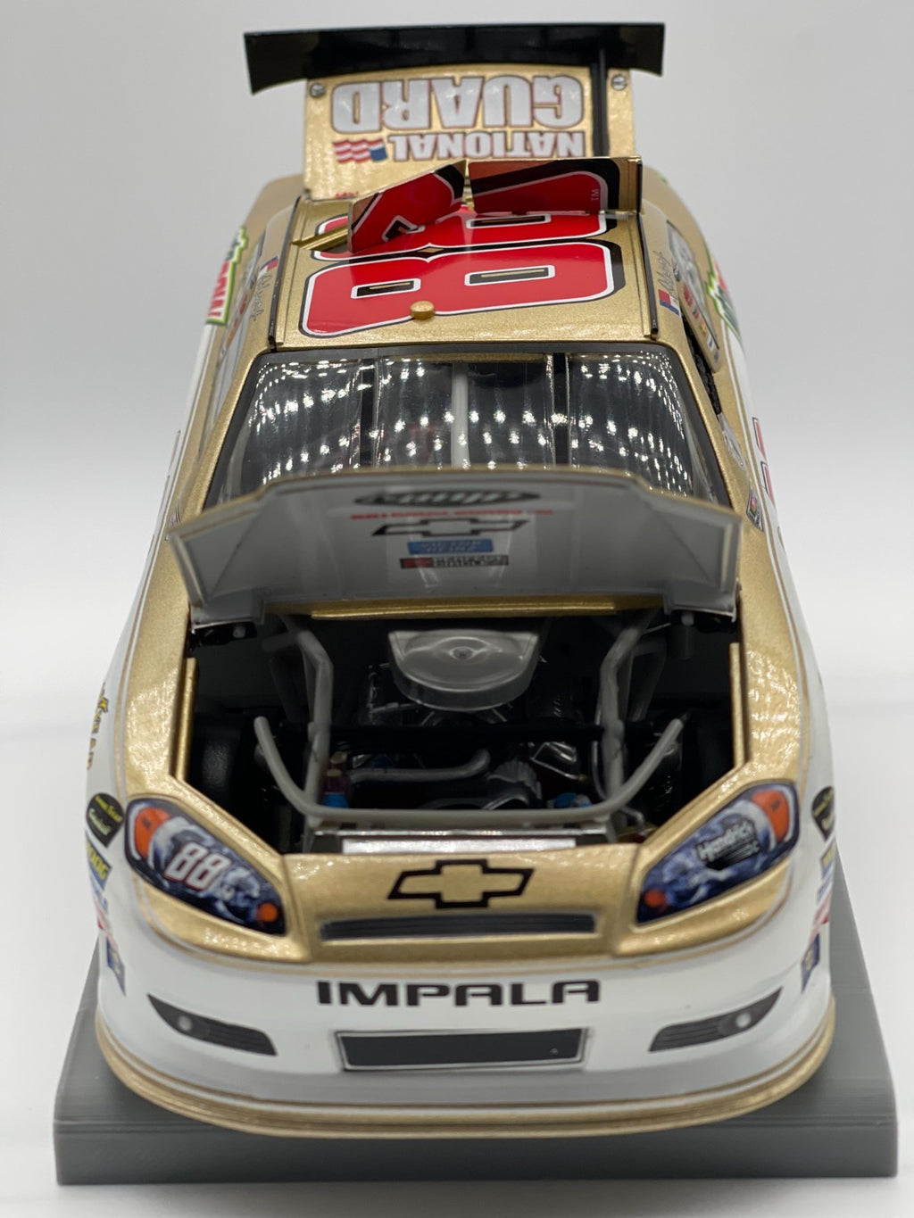 Dale Earnhardt Jr. #88 AMP Gold Bristol 50th 2011 Impala Flashcoat Color 1:24 1/240 - original photograph 3