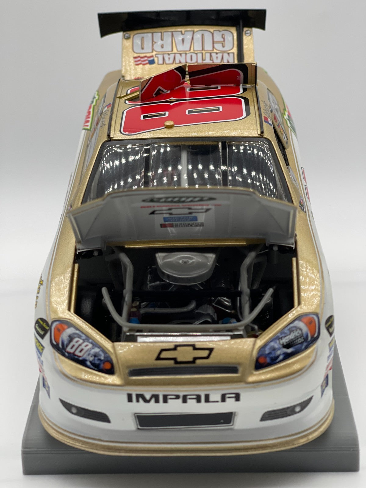 Dale Earnhardt Jr. #88 AMP Gold Bristol 50th 2011 Impala Flashcoat Color 1:24 1/240 - original photograph 3