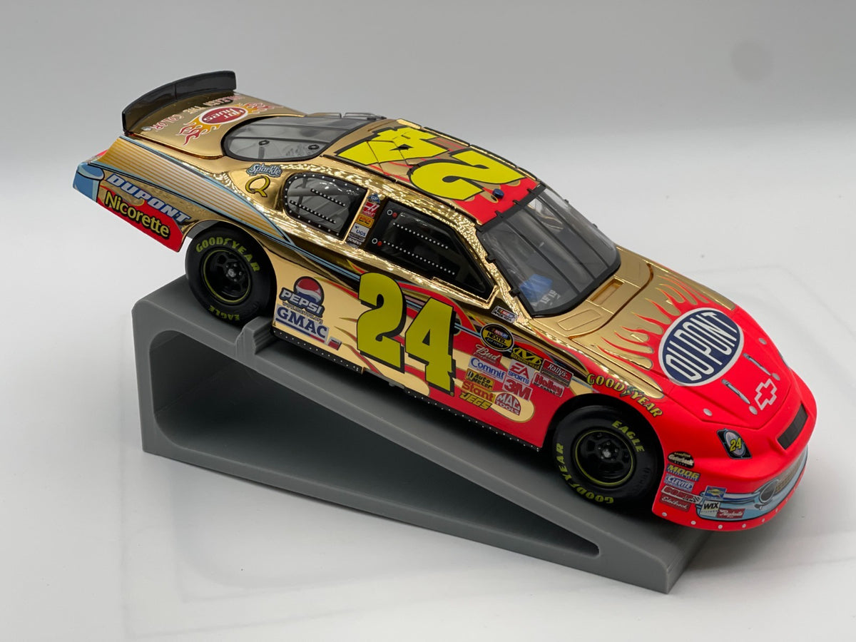 Jeff Gordon #24 DuPont '57 Chevy 2007 Monte Carlo SS Gold 1:24 1/108 DIN 53