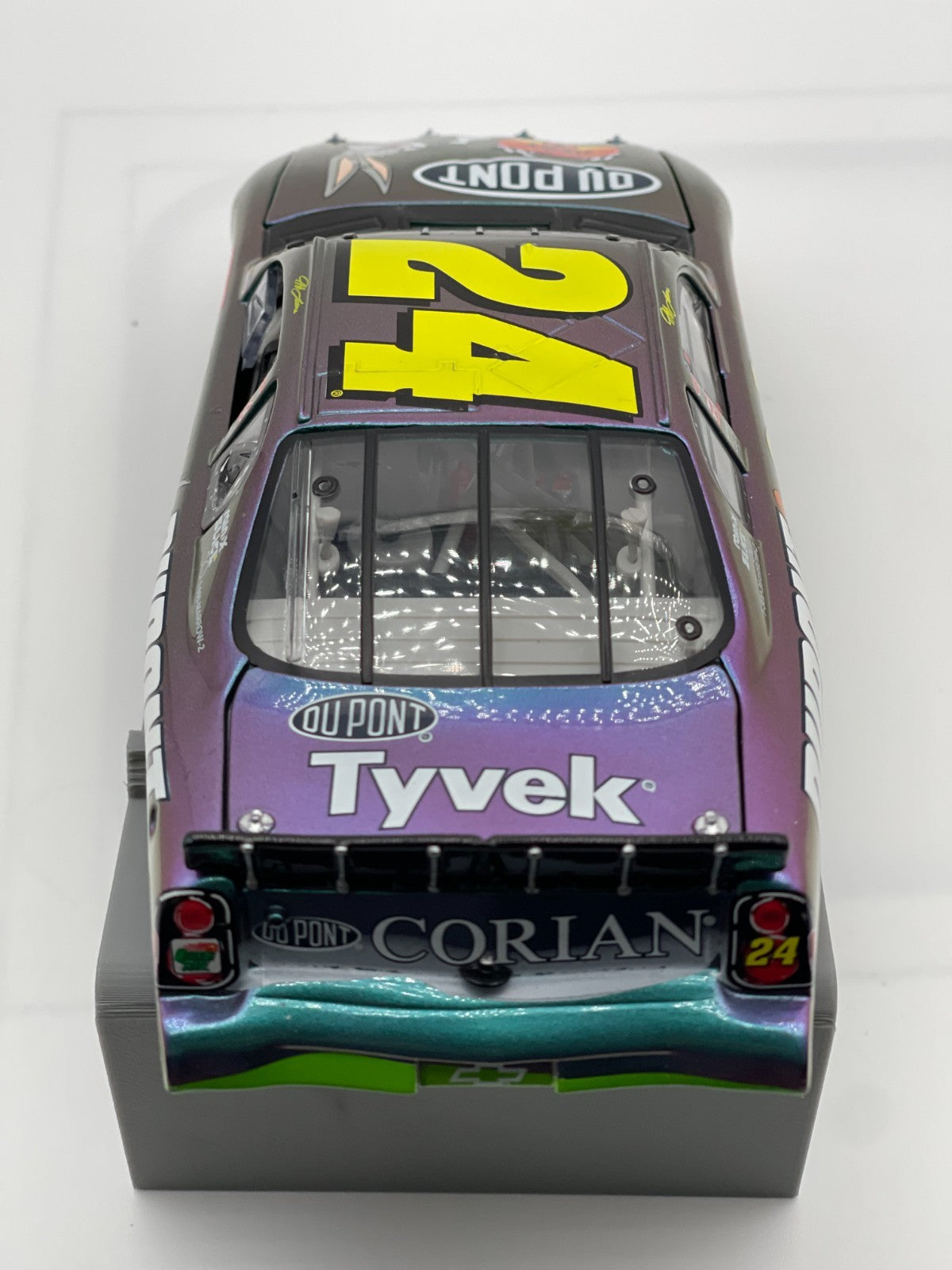Jeff Gordon #24 DuPont Looney Tunes 2001 Richmond Monte Carlo 400 1:24 NASCAR - original photograph 7