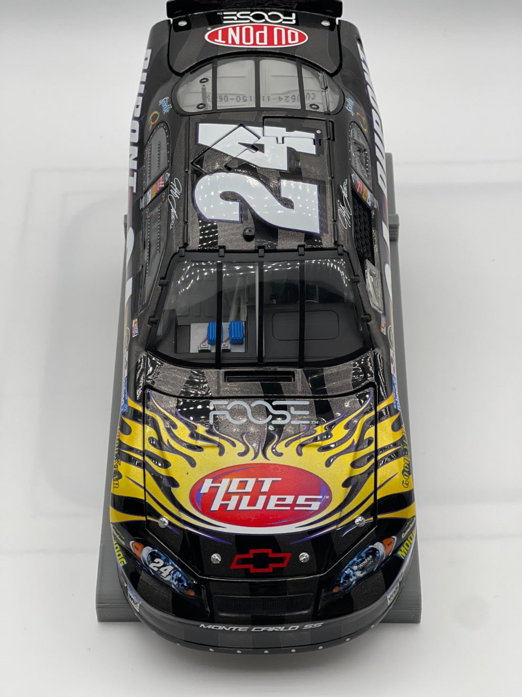 Jeff Gordon #24 DuPont Foose Custom Design 2006 Monte Carlo 1:24 NASCAR