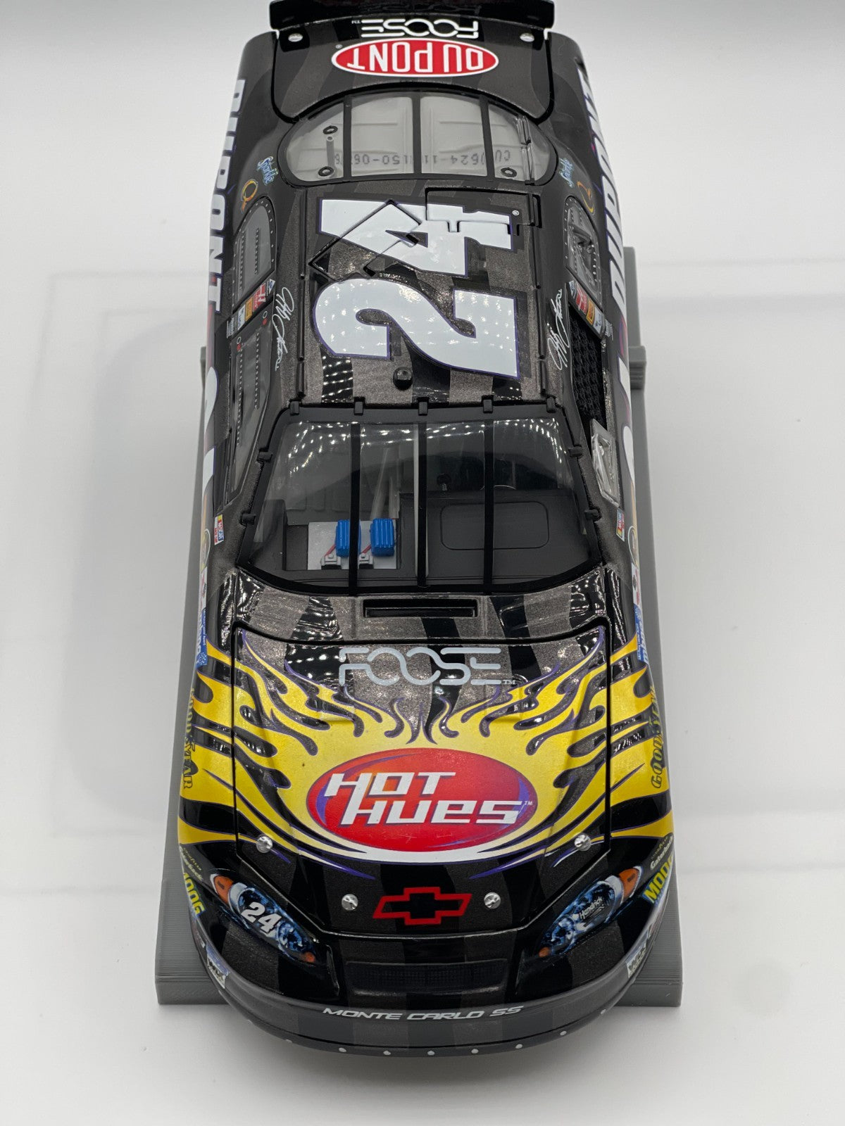 Jeff Gordon #24 DuPont Foose Custom Design 2006 Monte Carlo 1:24 NASCAR
