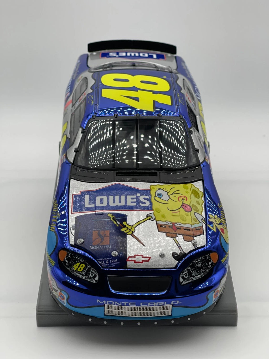 Jimmie Johnson #48 Lowe's SpongeBob 2003 Monte Carlo Color Chrome 1/1008 - original photograph 4