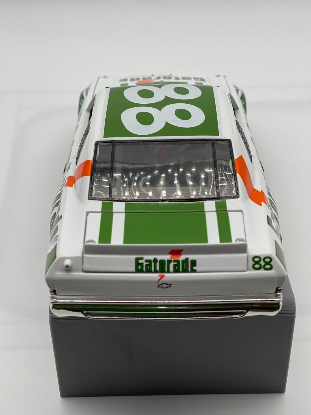 Darrell Waltrip #88 Gatorade 1976 Chevy Malibu 1:24 NASCAR 1/5784