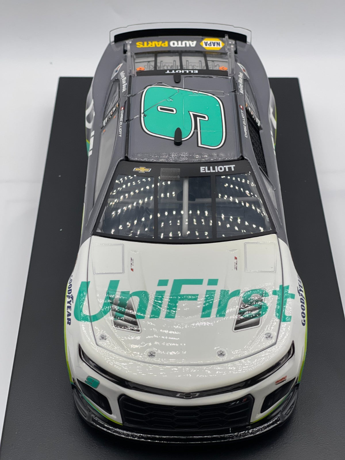 Chase Elliott #9 UniFirst Throwback 2025 Chevrolet 1:24 1/504 NASCAR Diecast