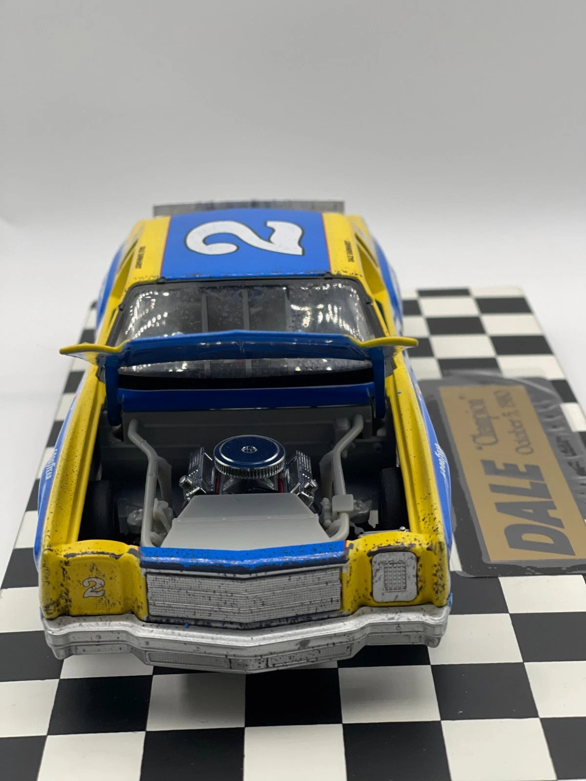 Dale Earnhardt #2 Mike Curb 1980 Monte Carlo 1:24 1/7003 NASCAR Diecast - original photograph 3