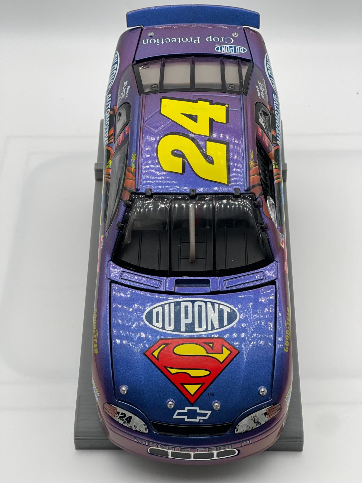Jeff Gordon #24 DuPont Superman 1999 Monte Carlo Limited Edition 1:24 NASCAR