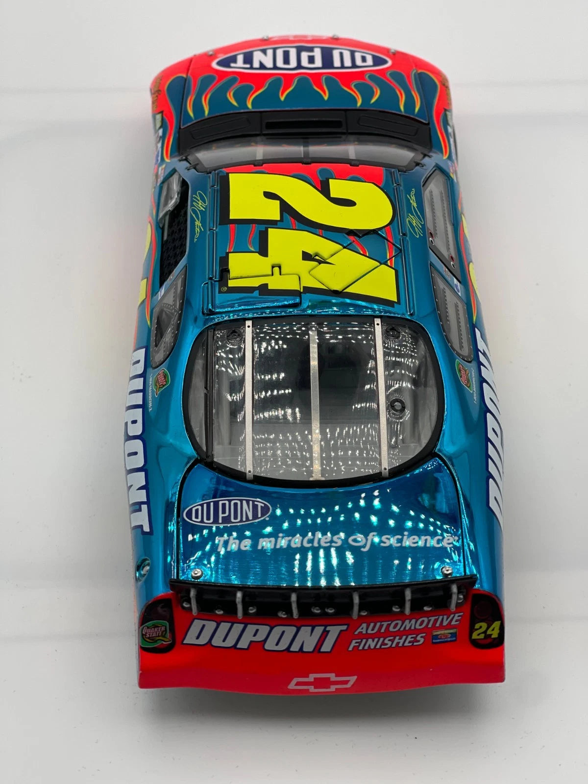 Jeff Gordon #24 DuPont 2004 Monte Carlo ELITE Color Chrome 1/804 DIN 36 - original photograph 8
