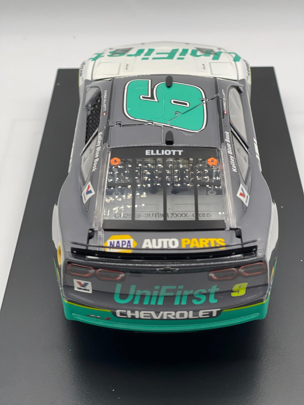 Chase Elliott #9 UniFirst Throwback 2025 Chevrolet 1:24 1/504 NASCAR Diecast