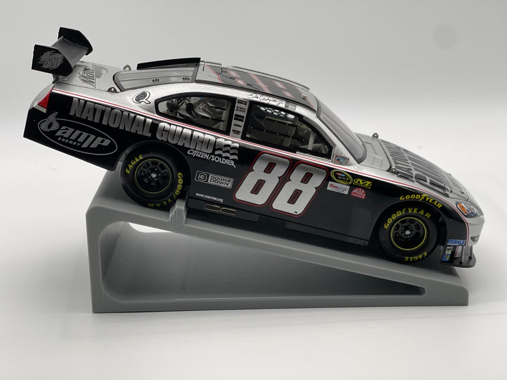Dale Earnhardt Jr. #88 National Guard Citizen Soldier 2008 Impala SS 1:24 - original photograph 6