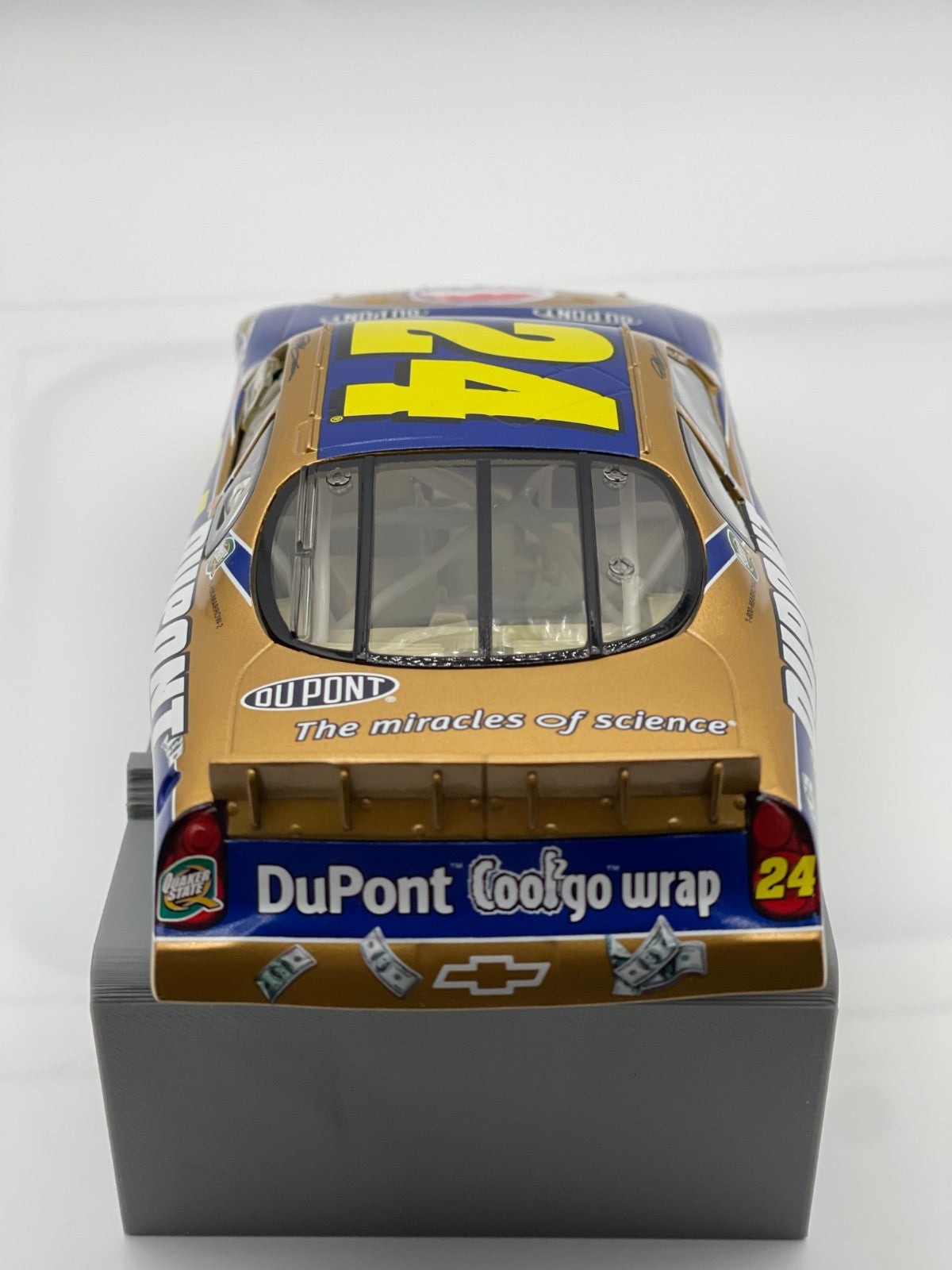 Jeff Gordon #24 DuPont Pepsi Billion Dollar 2003 Monte Carlo 1:24 NASCAR