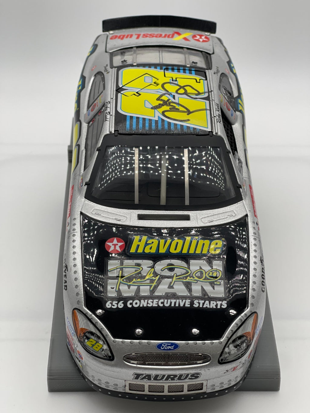 Ricky Rudd #28 Havoline Ironman 2002 Taurus ELITE Autographed 1:24 1/804