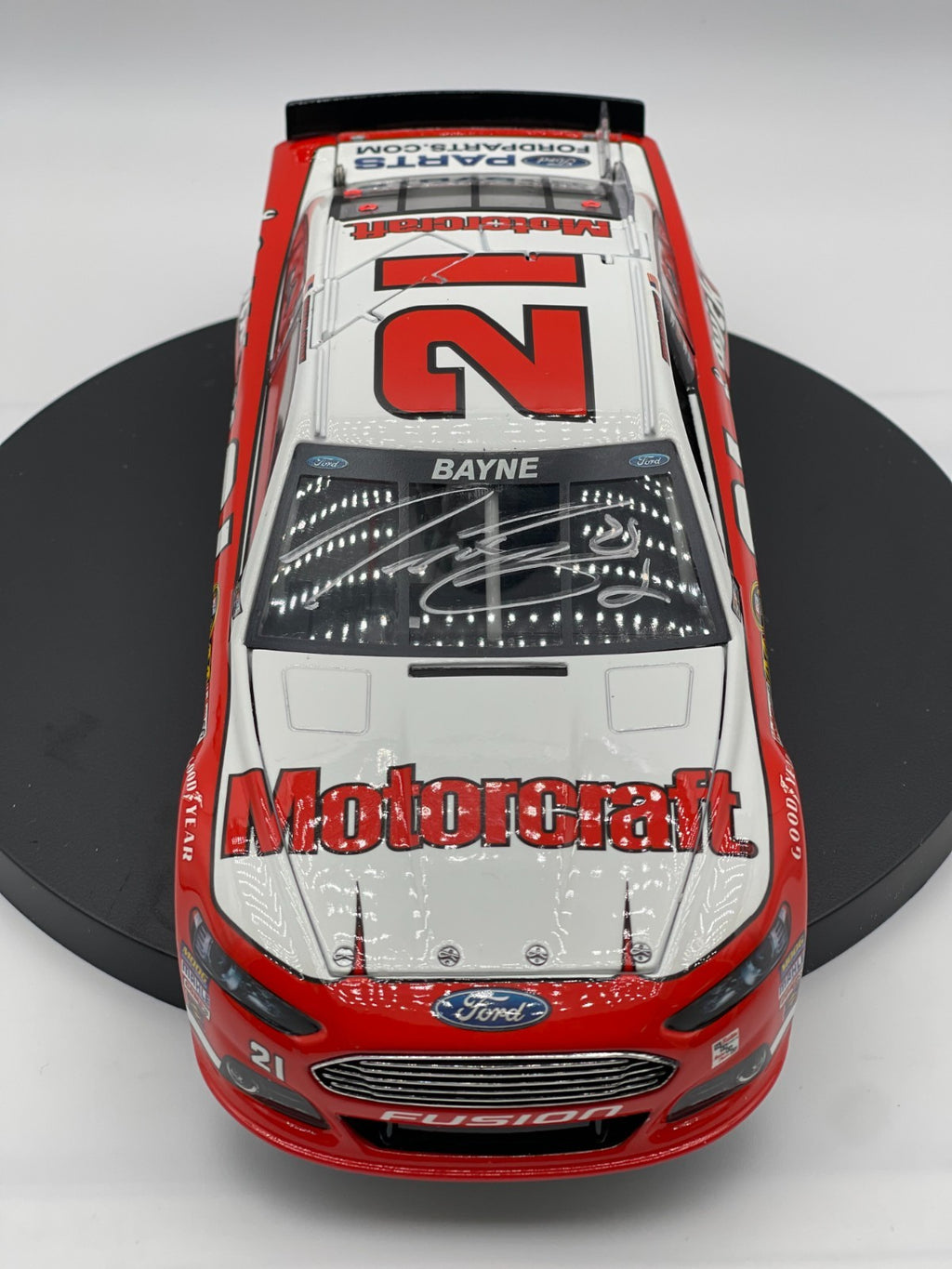 Trevor Bayne #21 Motorcraft Retro Daytona 2013 Fusion Autographed 1/96 DIN 9