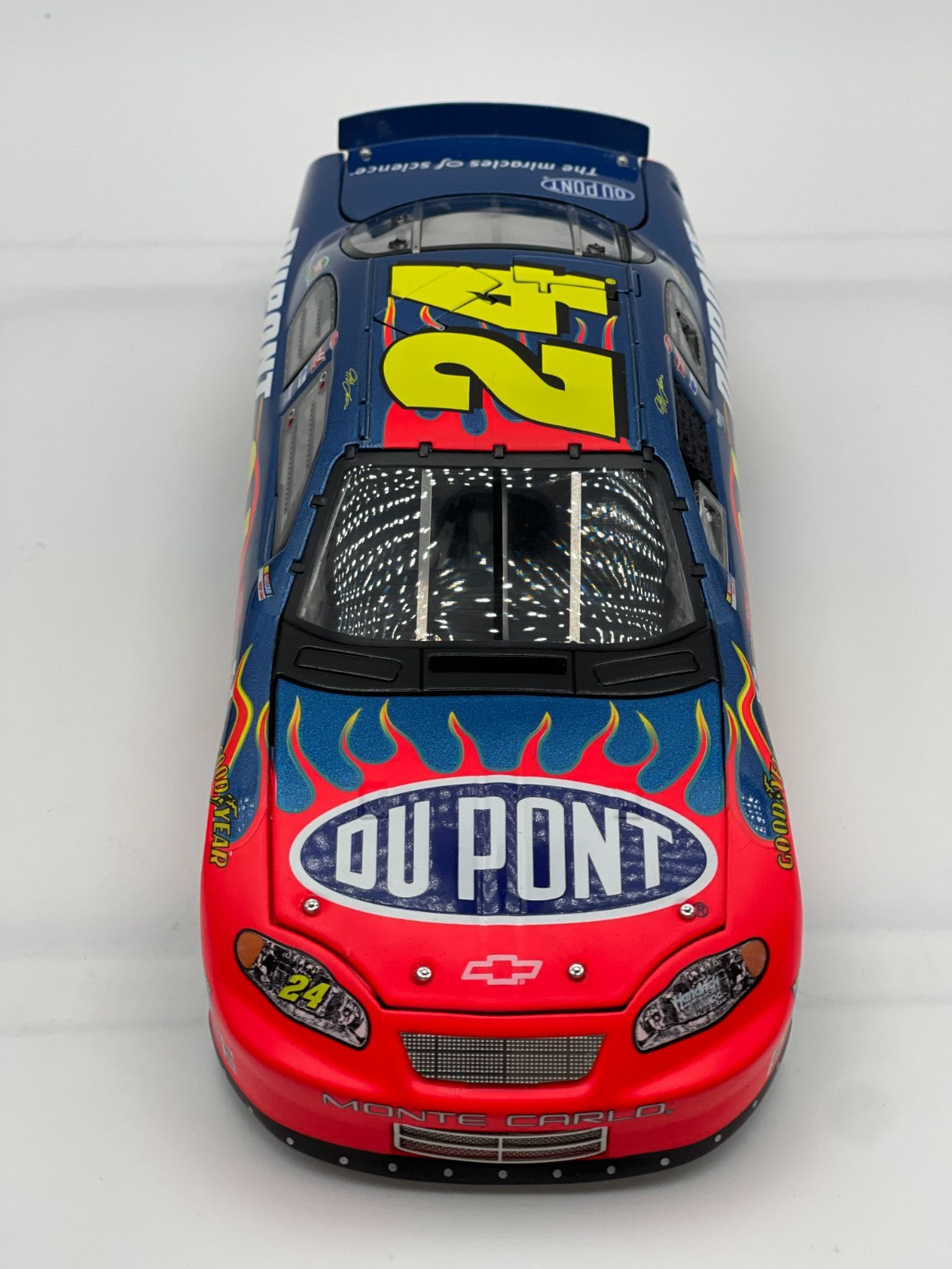 Jeff Gordon #24 DuPont 2003 Monte Carlo ELITE 1 of 3624 DIN 3103