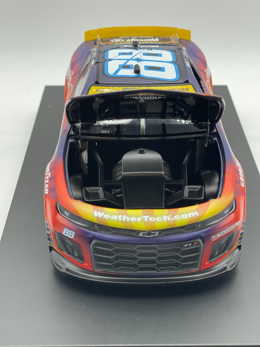Shane van Gisbergen #88 Wendy's Breakfast Baconator 2025 Auto 1:24 1/132