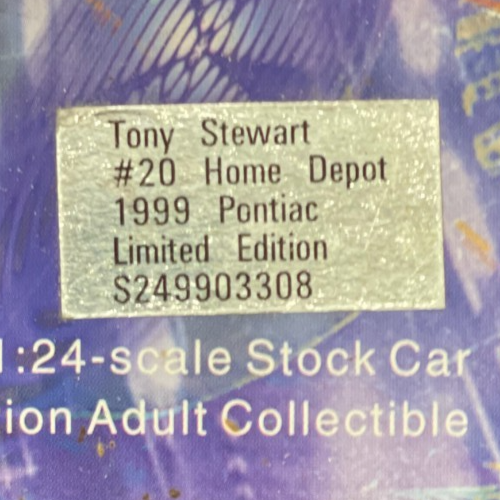 Tony Stewart #20 Home Depot 1999 Pontiac Clear Window Bank 1:24 NASCAR Diecast - original photograph 9