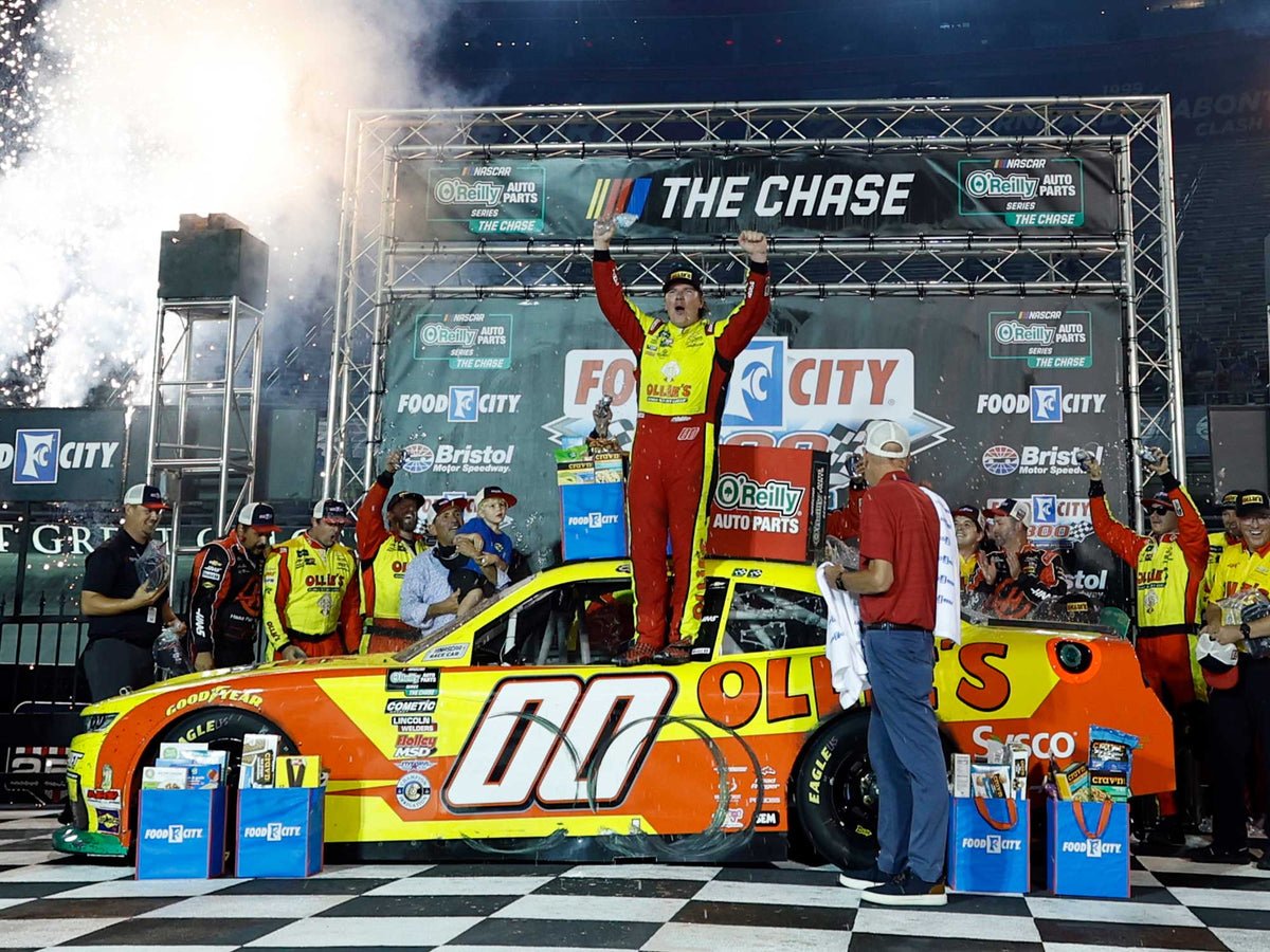 Sheldon Creed No. 00 Ollie's Bristol Raced Win 2026 Chevrolet